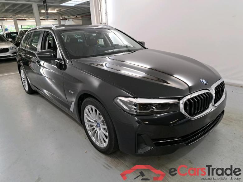 BMW 5 SERIES TOURING 2.0 520E TOURING AUTO Parking Assistant Driving Assistant #2