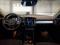 preview Volvo XC40 #2