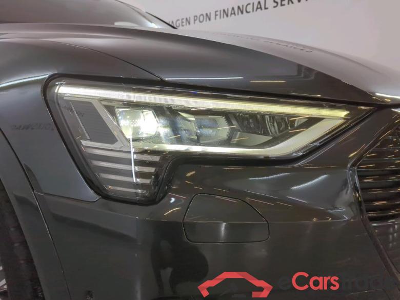 AUDI e-tron  #4