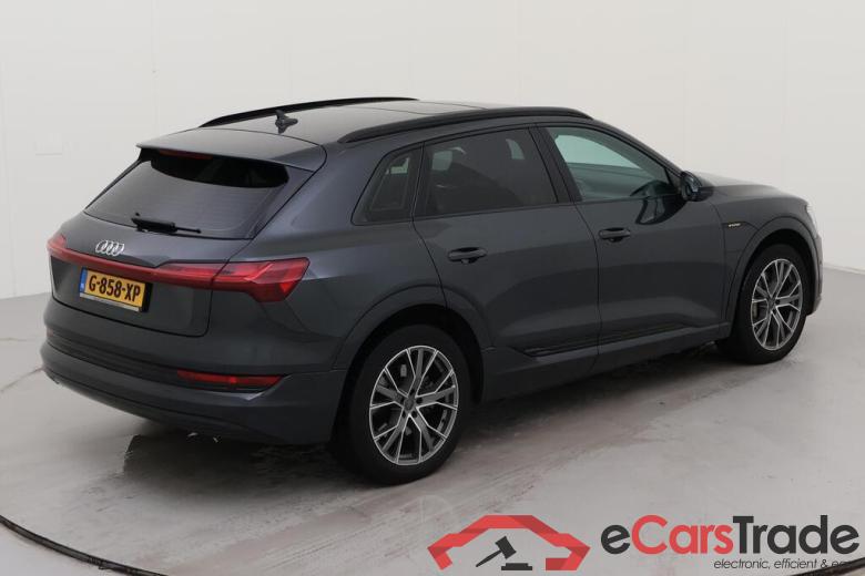 AUDI e-tron  #6