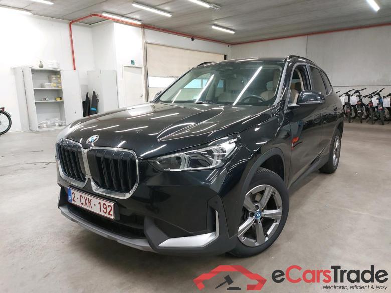 BMW - BMW X1 sDrive18dA 136PK With Sport Seats & Trailer Hook #1