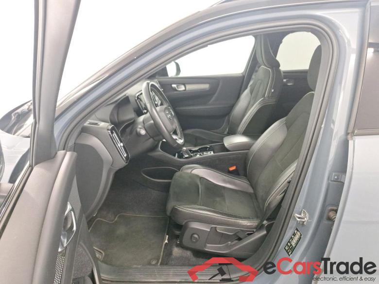 VOLVO XC40 1.5 T5 TE PHEV R-Design DCT Intellisafe Pro Xenium Park Assist #5