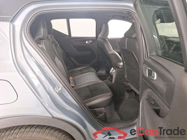 VOLVO XC40 1.5 T5 TE PHEV R-Design DCT Intellisafe Pro Xenium Park Assist #6