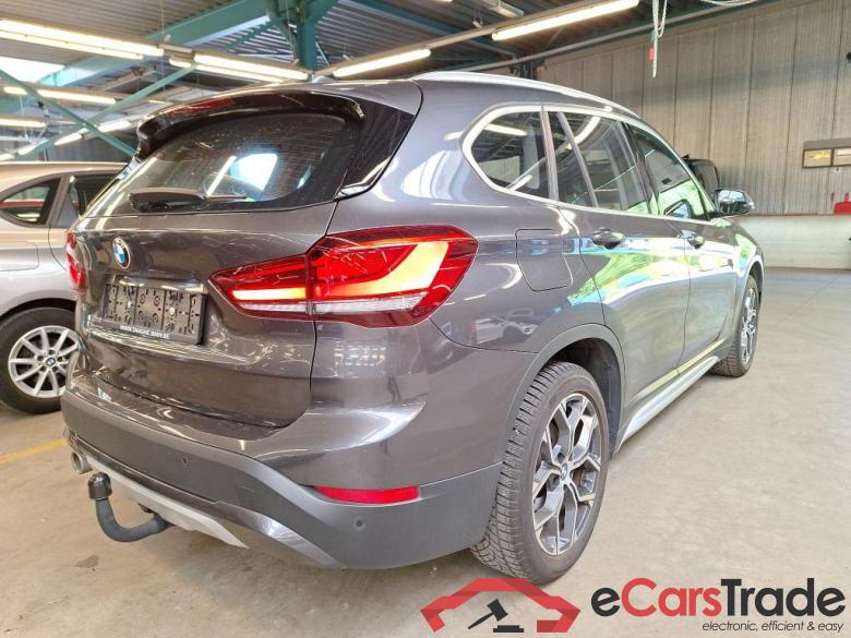 BMW X1 - 2019 1.5i sDrive18 OPF #4
