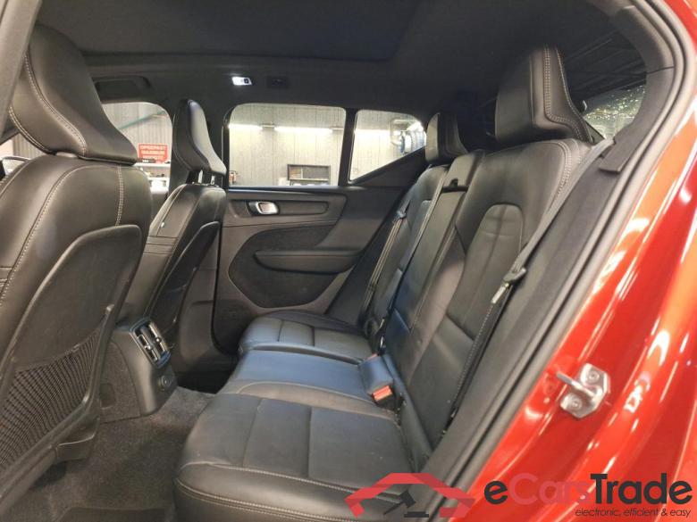 VOLVO XC40 1.5 T5 PHEV R-Design #3