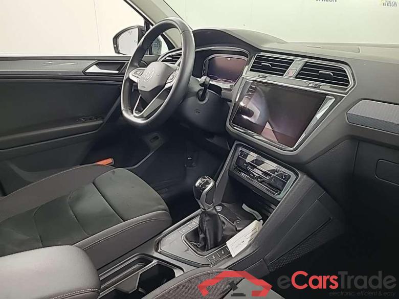 VOLKSWAGEN Tiguan 1.5 TSI 96kW Life Business 5D #6