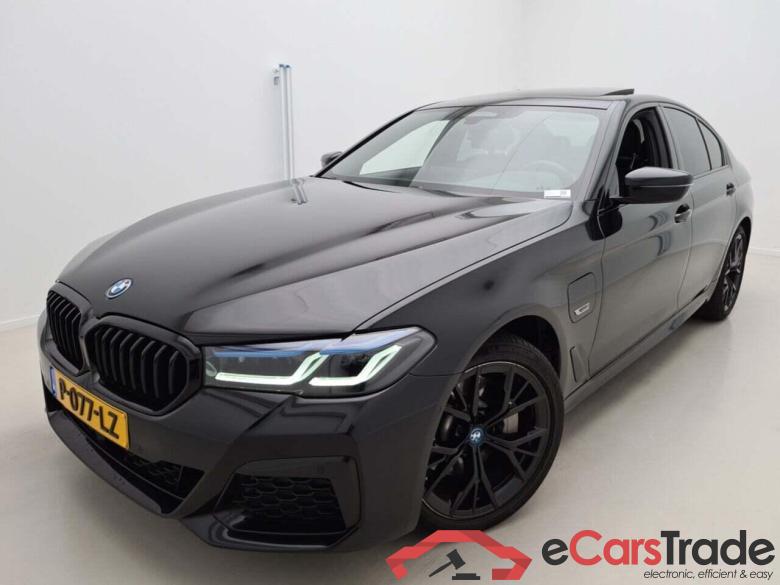 BMW 5-serie 520eA Bns Edition+ M Sport #1