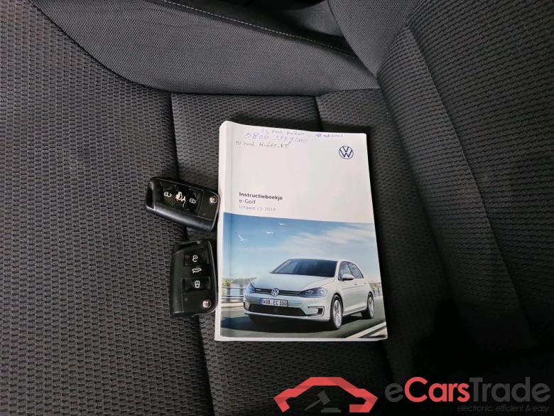 VOLKSWAGEN e-Golf  #5