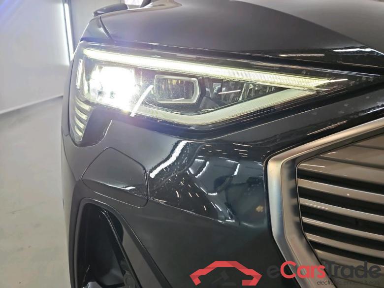 AUDI e-tron Sportback  #4