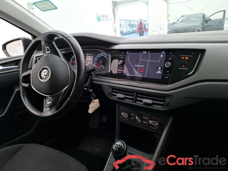 Volkswagen 16 TDI 95 Confortline Business VOLKSWAGEN Polo 5p Berline 16 TDI 95 Confortline Business #5