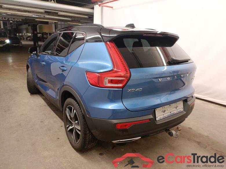 Volvo XC40 D4 AWD Geartronic R-Design 5d #4