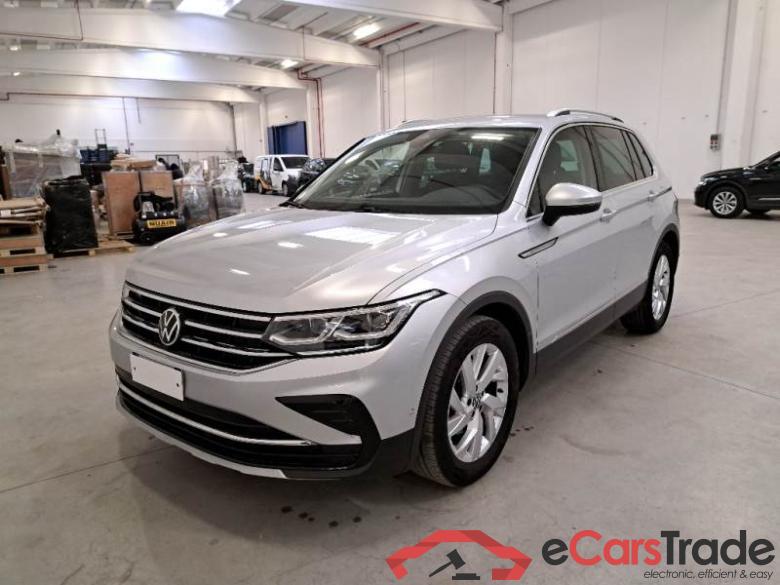 Volkswagen 3 VOLKSWAGEN TIGUAN / 2020 / 5P / SUV 2.0 TDI SCR 110KW ELEGANCE DSG #1