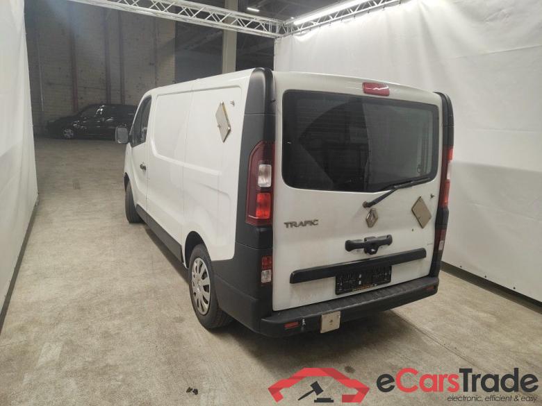 Renault Trafic L1H1 dCi 120 Grand Confort 2.7T 4d #3