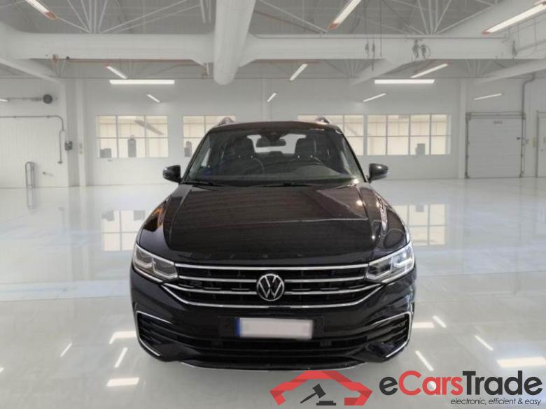Volkswagen 17 VOLKSWAGEN TIGUAN / 2020 / 5P / SUV 1.4 TSI EHYBRID R-LINE DSG #6