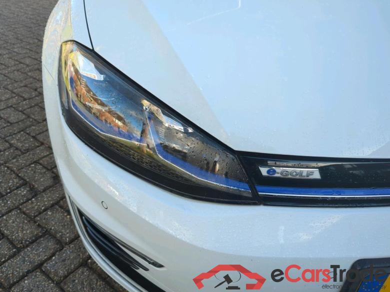 VOLKSWAGEN e-Golf  #4