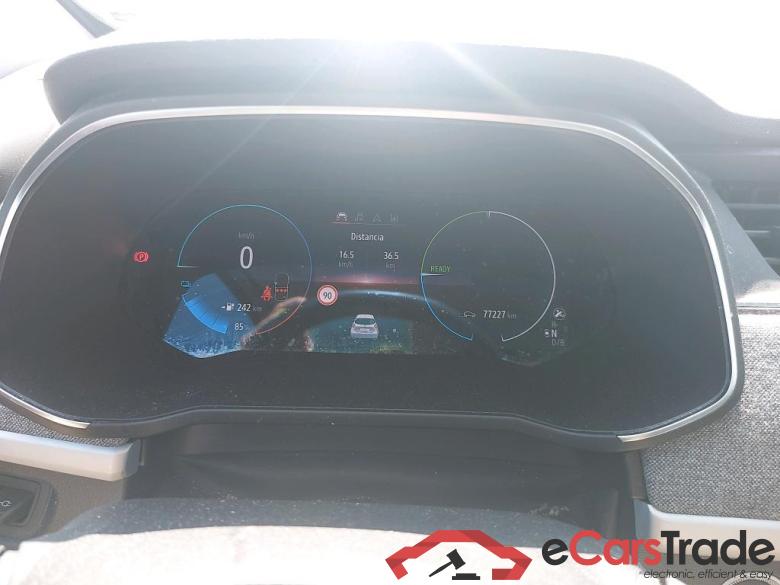 Renault Intens 100 kW R135 Batería 50kWh RENAULT ZOE / 2019 / 5P / berlina con portón Intens 100 kW R135 Batería 50kWh #4