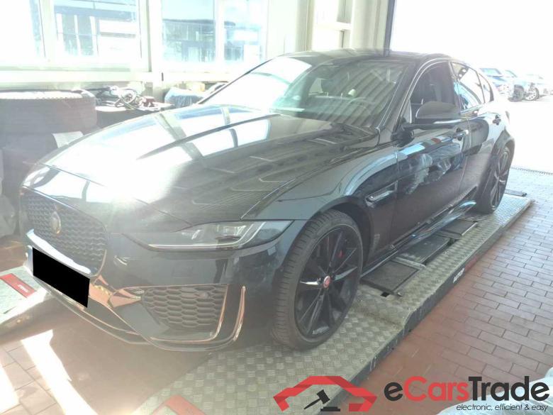 Jaguar R-Dynamic Black AWD XE #1