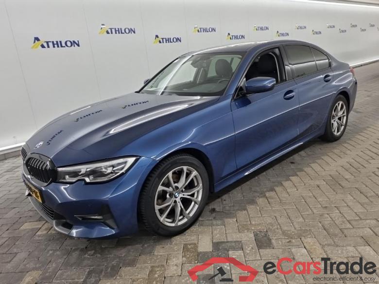 BMW 3 Serie Sedan 318iA 4D 115kW #1