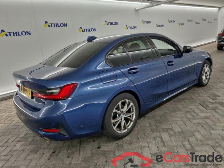 BMW 3 Serie Sedan 318iA 4D 115kW #3