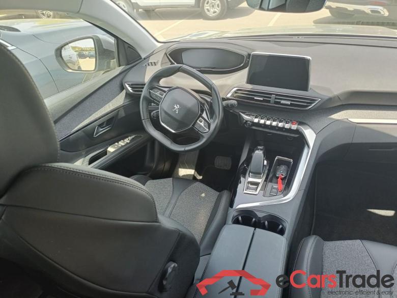 Peugeot 225 e-EAT8 Allure 3008 Hybrid 225 Allure 1.6 Plug-In 225CV E6d #3