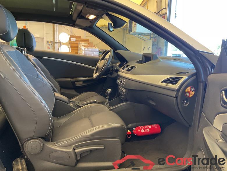 RENAULT Mégane Coupé-Cabriolet III Mégane CC 1.6i Dynamique #6