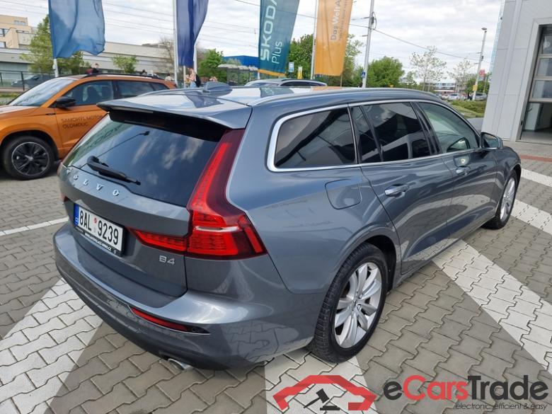 Volvo  V60 (2010) V60 B4 diesel Momentum Pro AT #2
