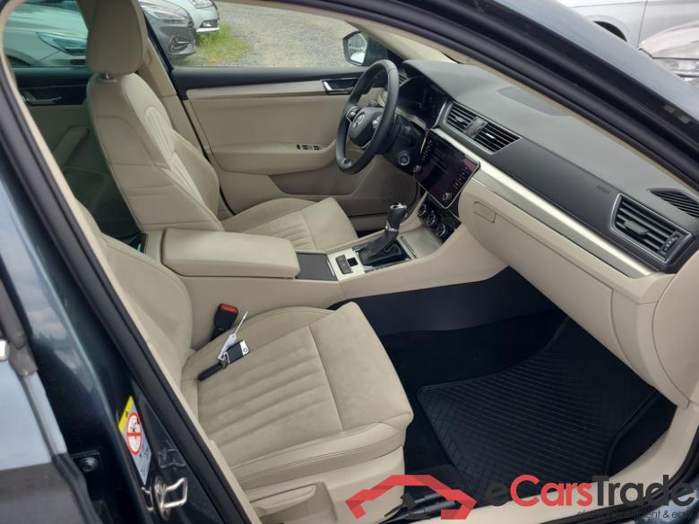 Skoda  Superb Combi (3V5)(2015) Supe.com.2.0TDI 147 Style Aut #6