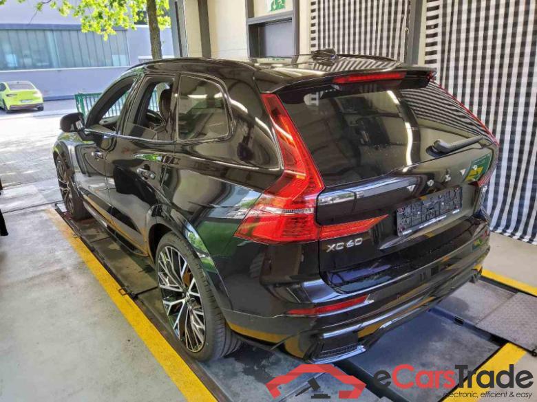 Volvo XC60 (03.2017->) DE - SUV5 B5 (Benzin) 2WD EU6d, R-Design Mild-Hybrid (EURO 6d), (Facelift) 2021 #4