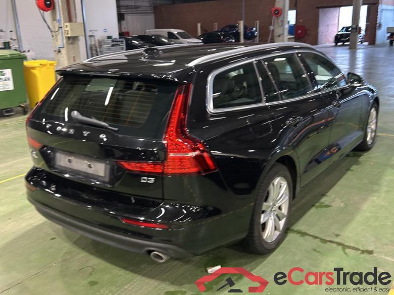 VOLVO V60 DIESEL - 2018 2.0 D3 Momentum Pro #2