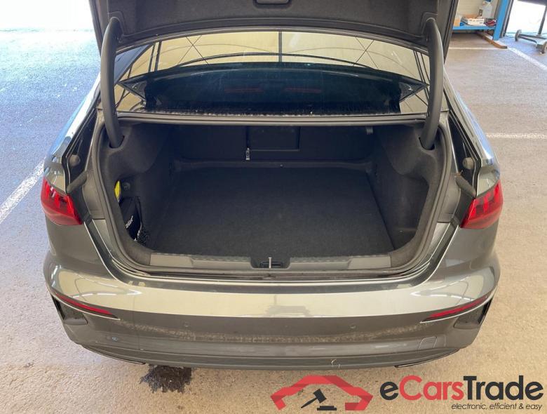 AUDI A3 Sedan 35 TFSI S line S tronic #3