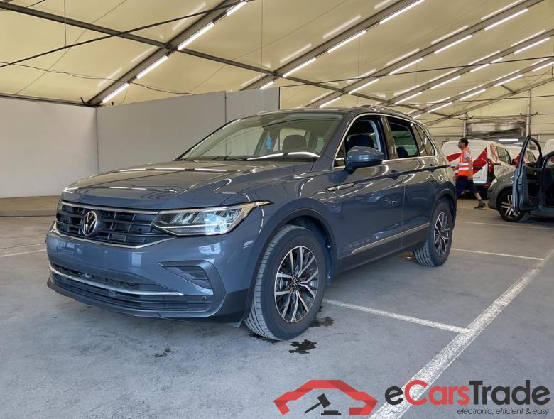 VOLKSWAGEN Tiguan Tiguan Life Business 1.5 TSI ACT OPF 110 kW (150 ch) 7 vitesses DSG #1
