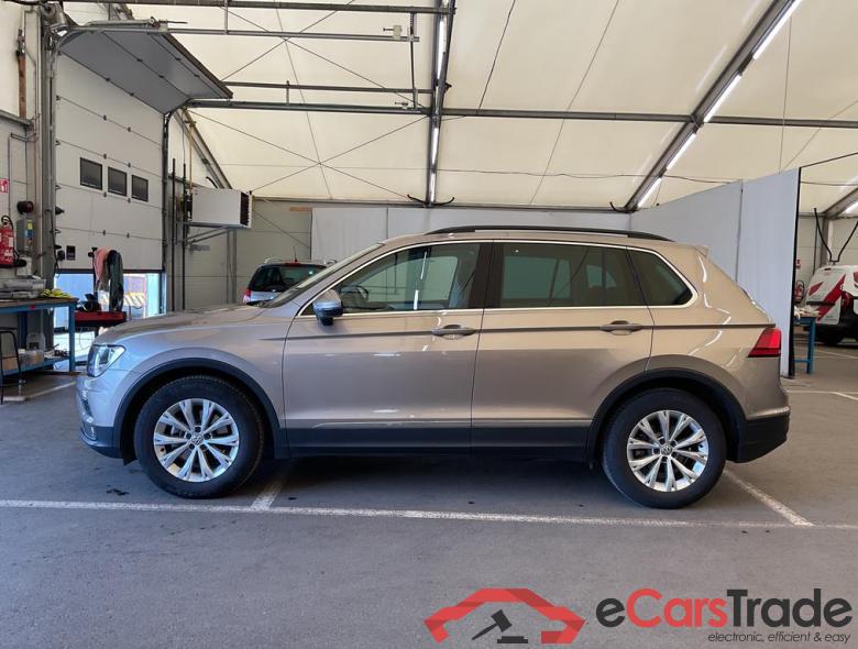 VOLKSWAGEN Tiguan Comfortline 1.5 TSI 96 kW (130 ch) 6 vitesses manuel #3