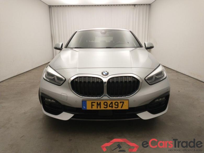 BMW 1 HATCH DIESEL - 2019 116 dA 115 (EU6d-TEMP) 5d #2