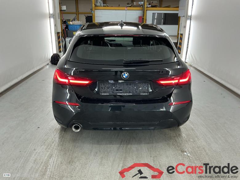 BMW 1 SERIES HATCH 1.5 116DA (85KW) Model Advantage #5