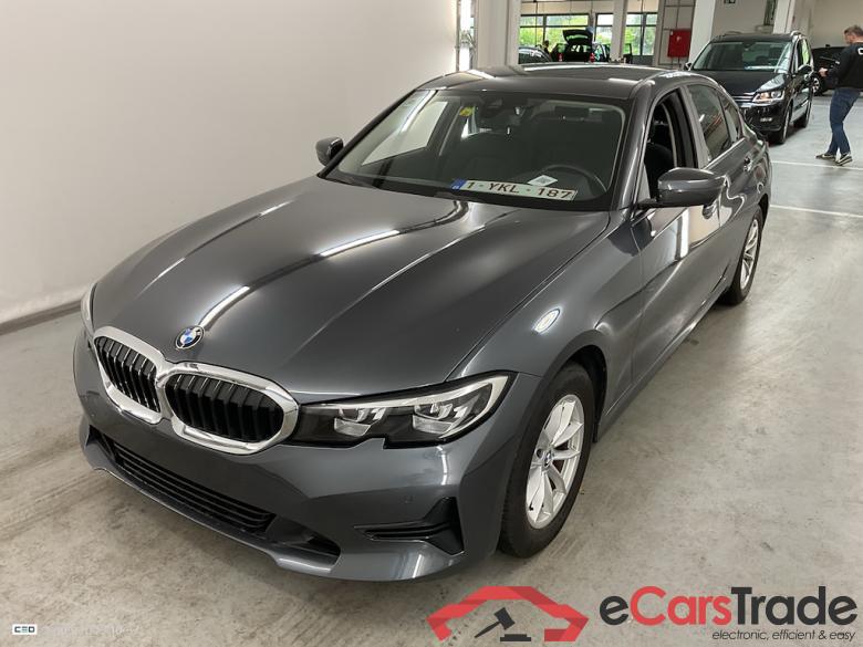 BMW 3-serie 2.0 318DA (100KW) BERLINE AC Business Edition #2