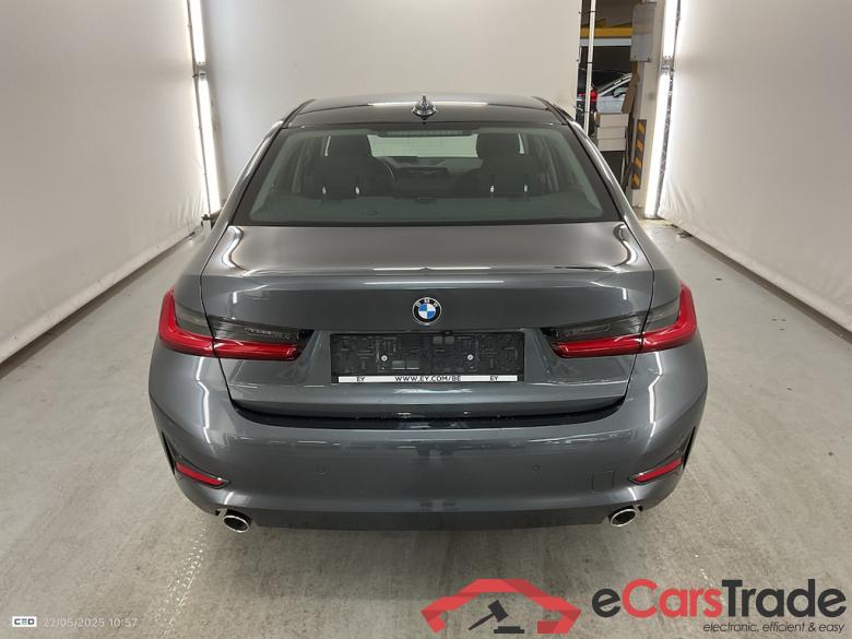 BMW 3-serie 2.0 318DA (100KW) BERLINE AC Business Edition #5