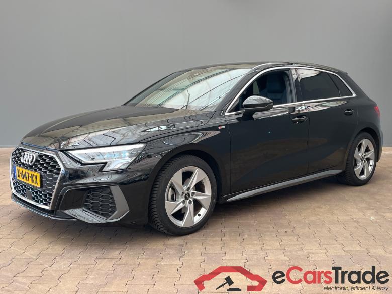AUDI A3 SPORTBACK 30 TFSI S edition #1