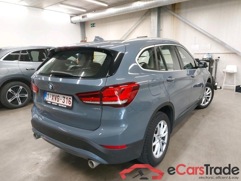 BMW - BMW X1 sDrive18dA 136PK Advantage Pack Business With Heated Sport Seats & Hetaed Steering Wheel & Driving Assistant & Rear Camera #2
