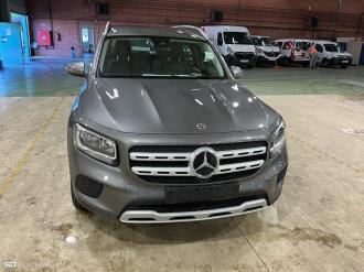 Mercedes GLB 200