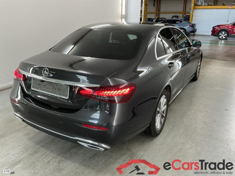 MERCEDES-BENZ E-Klasse 1.6 E 200 D BUSINESS SOLUTION AUTO #4
