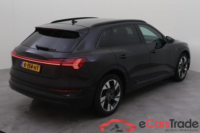 AUDI e-tron  #5
