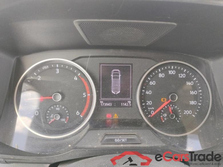 Volkswagen 35 Furgón BM TN L3H2 2.0 TDI 103kW (140CV) (CX) Crafter Furgón 35 Furgón BM TA FWD 2.0 TDI 140CV MT6 E6 #4