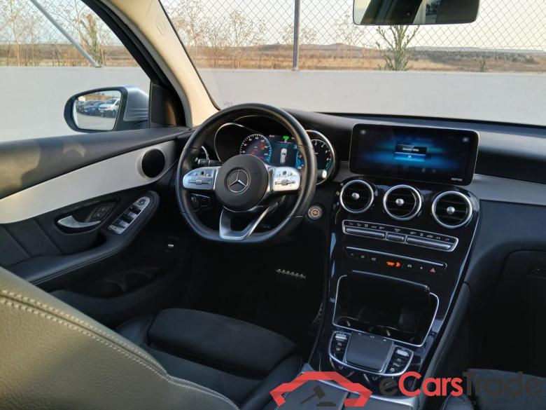 Mercedes GLC 300 de 4MATIC Clase GLC GLC 300 de 4Matic (253.911)AMG 2.0 AMG Line 305CV AT9 E6d #3