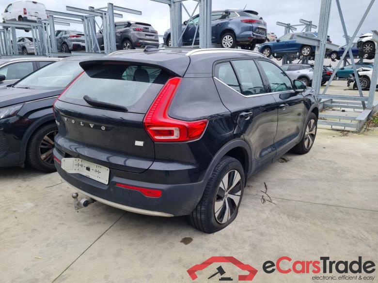 VOLVO - VOL XC40 T4 Recharge 211PK Geartronic Inscription Expr.        ***   TOTAL LOSS   ***        With Arianne Leather & Pack Driver Assist & Winter & Park Assit & Towing Hook * HYBRID * #2