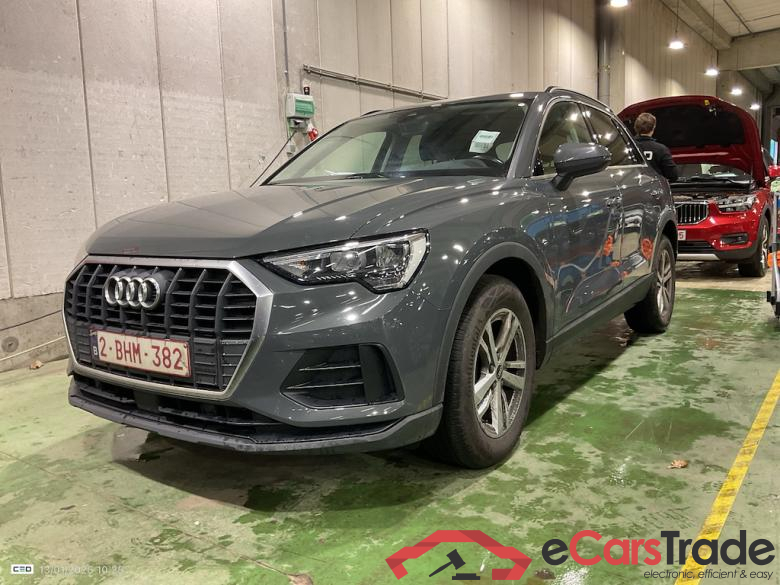 AUDI Q3 2.0 35 TDI S TRONIC BUSINESS EDITION