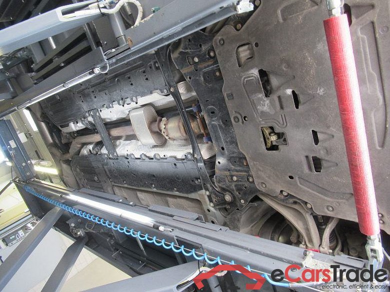 Volvo XC60 (03.2017->) DE - SUV5 B5 (Benzin) AWD EU6d, Ultimate Dark Mild-Hybrid (EURO 6d), (Facelift) #5