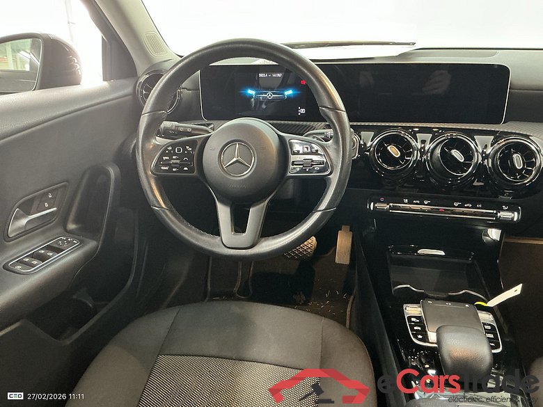 Mercedes A 180d Widescreen Navi KeylessGo Camera Klima PDC ... #6