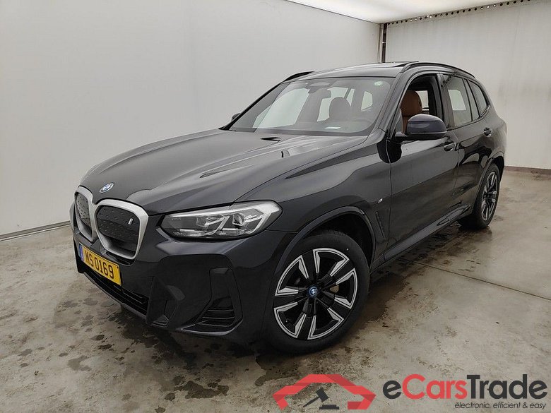 BMW IX3 - 2022 74 kWh 286 iX3 5d #1