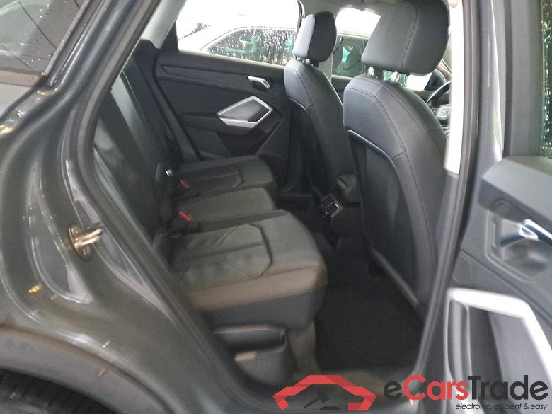 AUDI Q3 1.4 45 TFSI E S TRONIC #6