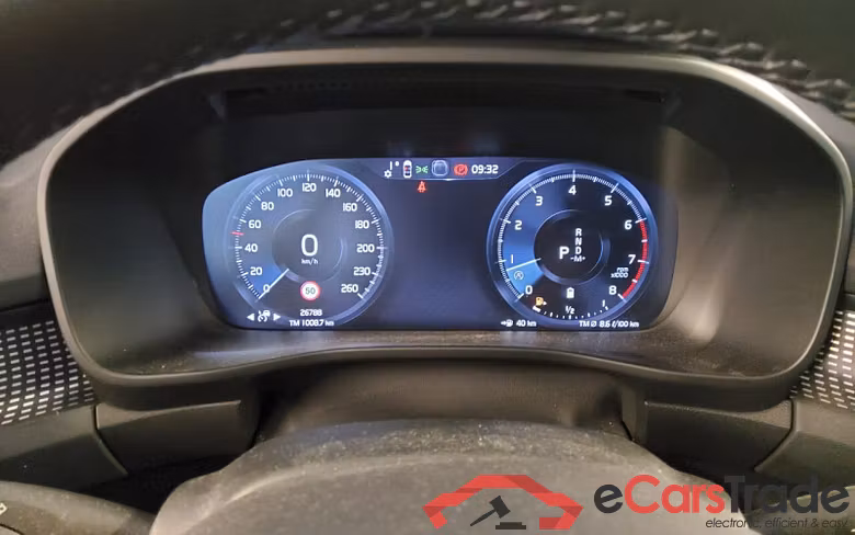 Volvo XC40 (2017->) DE - SUV5 B4 2WD EU6d, R-Design (EURO 6d), 2020 - 2022 #6